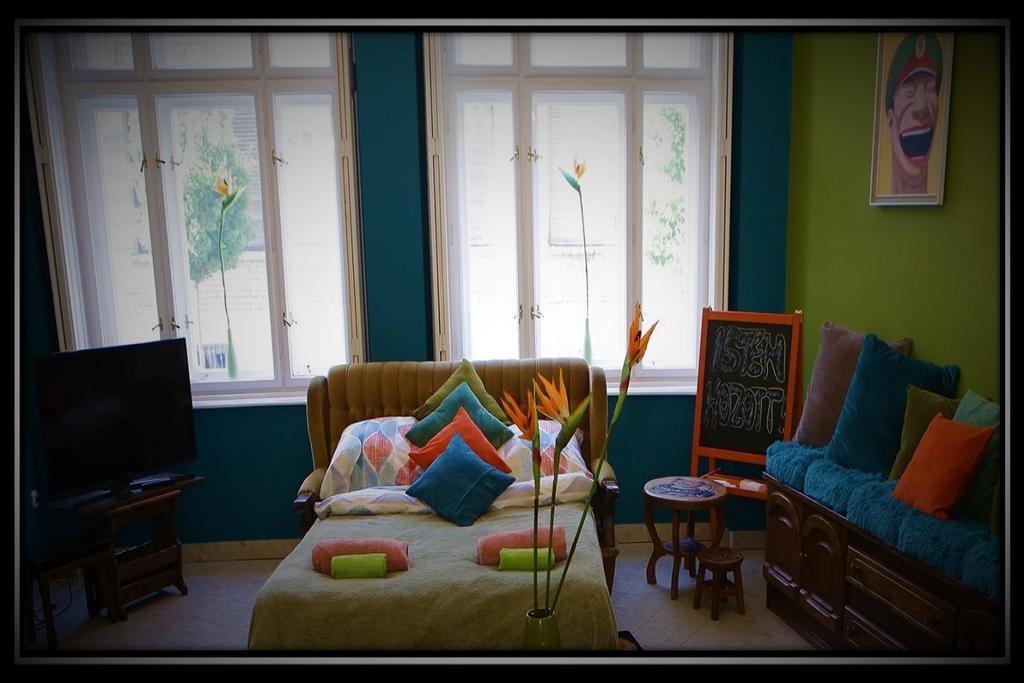 Appartement Happy Colours In Old Town à Kecskemét Extérieur photo