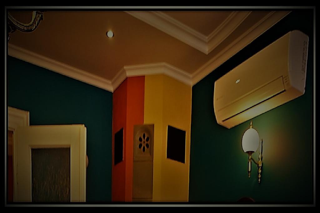 Appartement Happy Colours In Old Town à Kecskemét Extérieur photo