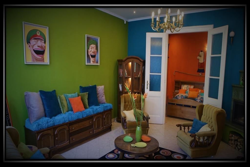 Appartement Happy Colours In Old Town à Kecskemét Extérieur photo